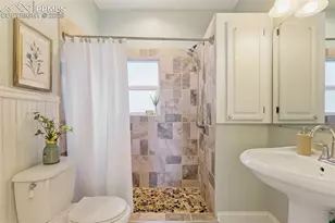 231 E Fontanero St, Colorado Springs, CO 80907 - Photo 25