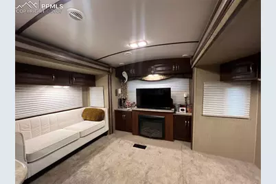 1570 Pathfinder Road, Florissant, CO 80816 - Photo 15