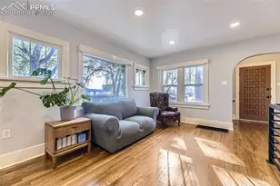 70 Cascade Ct, Colorado Springs, CO 80907 - Photo 3