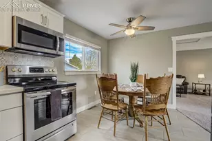 1081 Maxwell St, Colorado Springs, CO 80906 - Photo 11