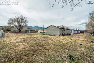 1081 Maxwell St, Colorado Springs, CO 80906 - Photo 25