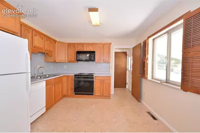 2111 Kodiak Drive, Colorado Springs, CO 80910 - Photo 5
