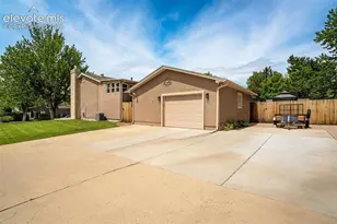 2814 Ridgeglen Pl, Colorado Springs, CO 80918 - Photo 7