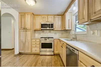2814 Ridgeglen Place, Colorado Springs, CO 80918 - Photo 13