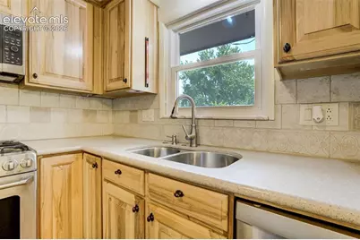 2814 Ridgeglen Place, Colorado Springs, CO 80918 - Photo 15