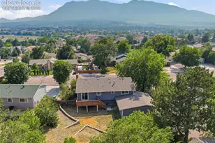 1239 Suncrest Way, Colorado Springs, CO 80906 - Photo 11