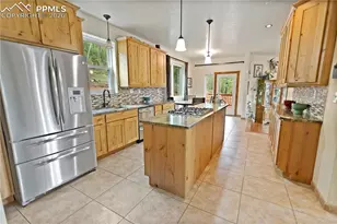 1522 Monarch Dr, Cripple Creek, CO 80813 - Photo 5