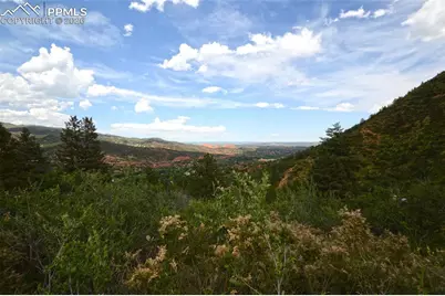 1096 Laguna Point, Manitou Springs, CO 80829 - Photo 19