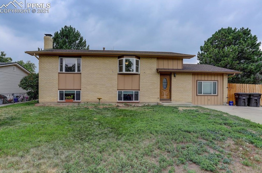 7140 Mineshaft Ct, Colorado Springs CO  80911-2828 exterior