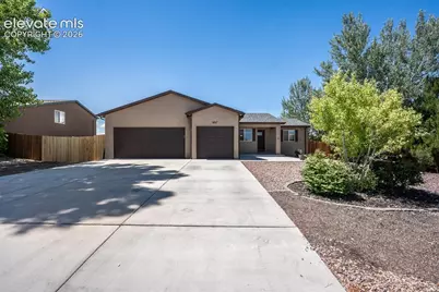 607 S Inca Drive, Pueblo, CO 81007 - Photo 1