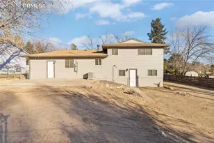 906 N Chelton Rd, Colorado Springs, CO 80909 - Photo 35