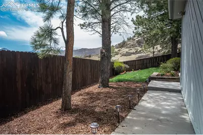 1090 N War Eagle Drive, Colorado Springs, CO 80919 - Photo 43