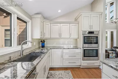 1214 Hill Circle, Colorado Springs, CO 80904 - Photo 15