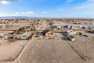 1140 W Shenandoah Dr, Pueblo, CO 81007 - Photo 35