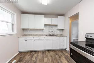 909 E Costilla St, Colorado Springs, CO 80903 - Photo 13