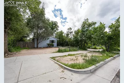 909 E Costilla Street, Colorado Springs, CO 80903 - Photo 3