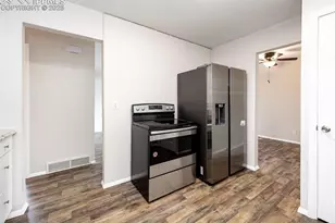 909 E Costilla St, Colorado Springs, CO 80903 - Photo 15