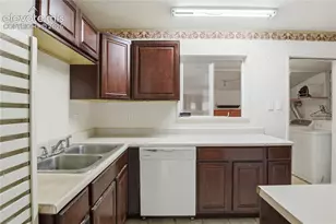 601 Huron Rd, Colorado Springs, CO 80910 - Photo 15