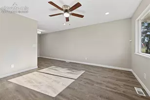 838 Sequoia Dr, Colorado Springs, CO 80910 - Photo 15