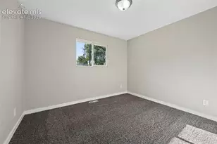 838 Sequoia Dr, Colorado Springs, CO 80910 - Photo 25
