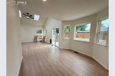 490 Dix Circle, Colorado Springs, CO 80911 - Photo 7