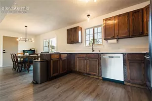 2160 Ambleside Dr, Colorado Springs, CO 80915 - Photo 9