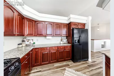 9506 Hollydale Court, Colorado Springs, CO 80920 - Photo 17