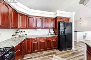 9506 Hollydale Ct, Colorado Springs, CO 80920 - Photo 17