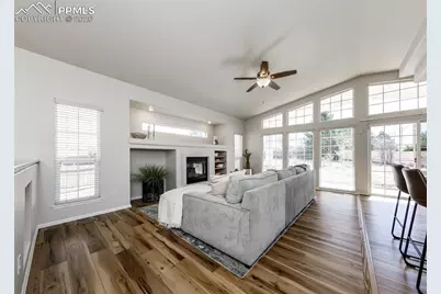 9506 Hollydale Court, Colorado Springs, CO 80920 - Photo 7