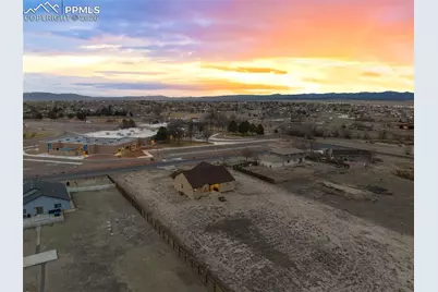 422 S Gilia Drive, Pueblo, CO 81007 - Photo 9
