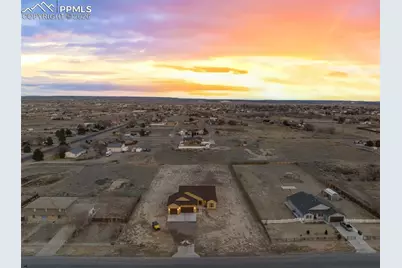 422 S Gilia Drive, Pueblo, CO 81007 - Photo 7