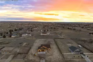 422 S Gilia Dr, Pueblo, CO 81007 - Photo 7