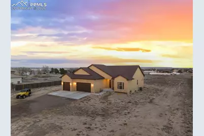 422 S Gilia Drive, Pueblo, CO 81007 - Photo 5