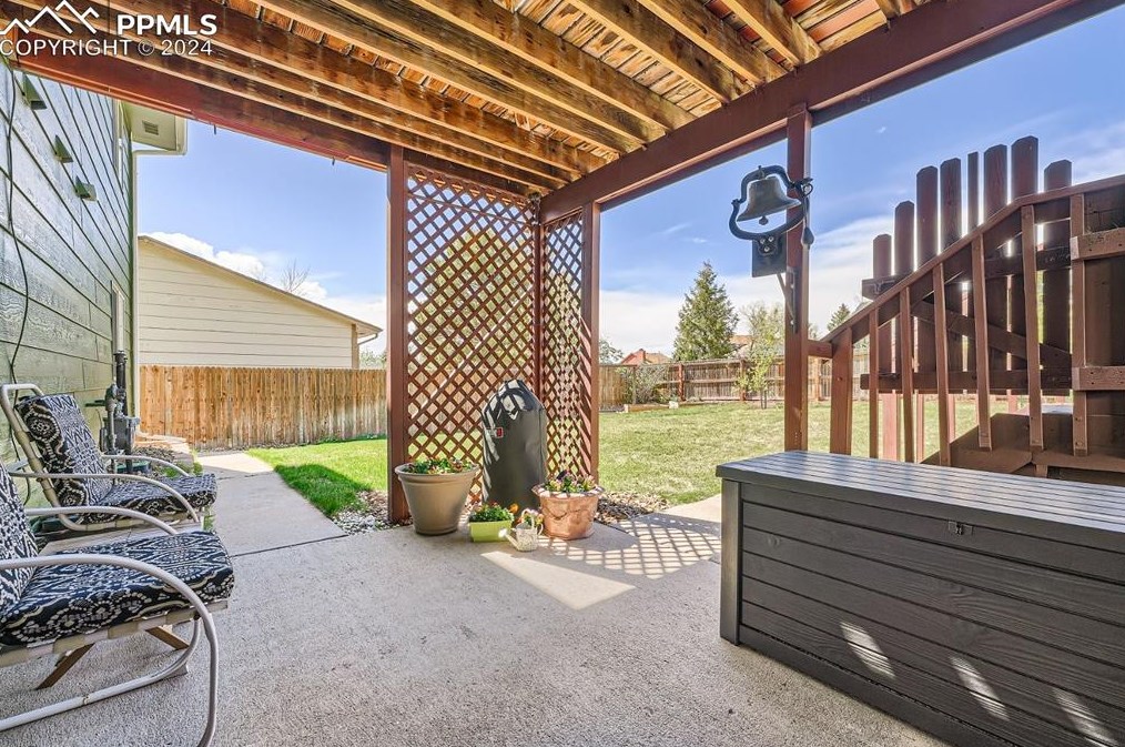 8430 Candleflower Cir, Colorado Springs CO  80920-5761 exterior