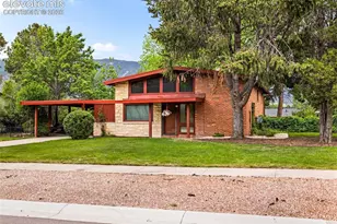 628 Castle Rd, Colorado Springs, CO 80904 - Photo 3