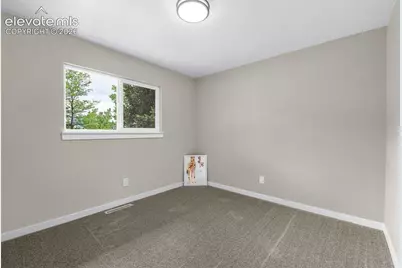 402 Elmwood Drive, Colorado Springs, CO 80907 - Photo 15