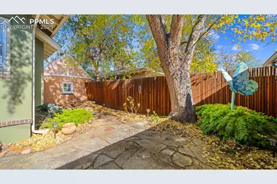 1927 N Nevada Avenue, Colorado Springs, CO 80907 - Photo 9