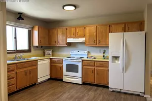 2495 Maroon Bells Ave, Colorado Springs, CO 80918 - Photo 7