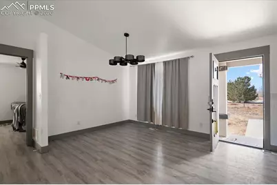 1088 N Thorpe Drive, Pueblo, CO 81007 - Photo 3