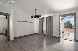 1088 N Thorpe Dr, Pueblo, CO 81007 - Photo 3