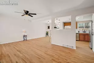 206 Cielo Vista St, Colorado Springs, CO 80911 - Photo 3