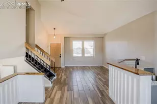 925 Tammany Dr, Colorado Springs, CO 80916 - Photo 9