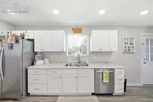 1212 Rainier Dr, Colorado Springs, CO 80910 - Photo 11