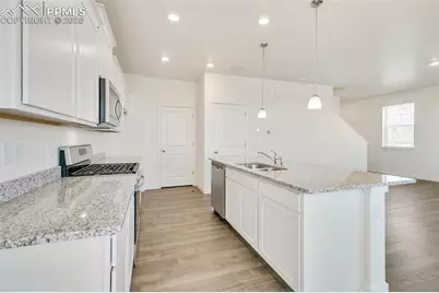 11667 Reagan Ridge Drive, Colorado Springs, CO 80925 - Photo 9