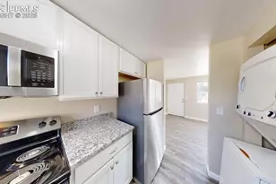 2405 E St Vrain St, Colorado Springs, CO 80909 - Photo 7