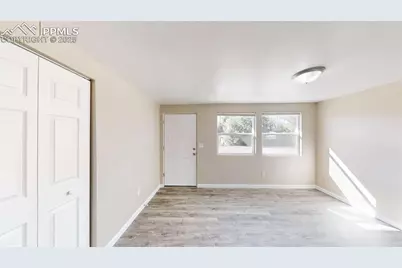 2405 E St Vrain Street, Colorado Springs, CO 80909 - Photo 9