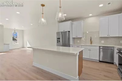 7 Noyer Court, Colorado Springs, CO 80906 - Photo 5