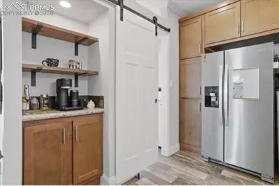 279 W Acorn Drive, Pueblo, CO 81007 - Photo 11