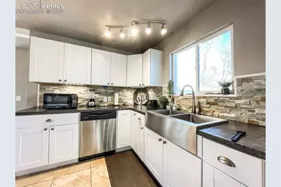 214 N 20th Street, Colorado Springs, CO 80904 - Photo 21