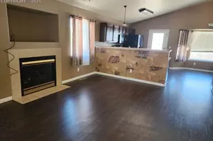 7487 Farmcrest Rd, Colorado Springs, CO 80925 - Photo 9
